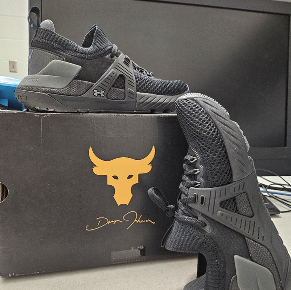 Project Rock 4 - Picture 3 of 9